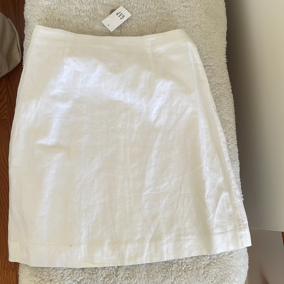 High Waisted Linen Blend Skirt (BNWT) - Picture 2 of 3